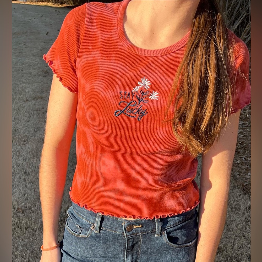 Lucky Brand Tie Dye Ruffled Crop Tee “Stay Lucky” Embroidery